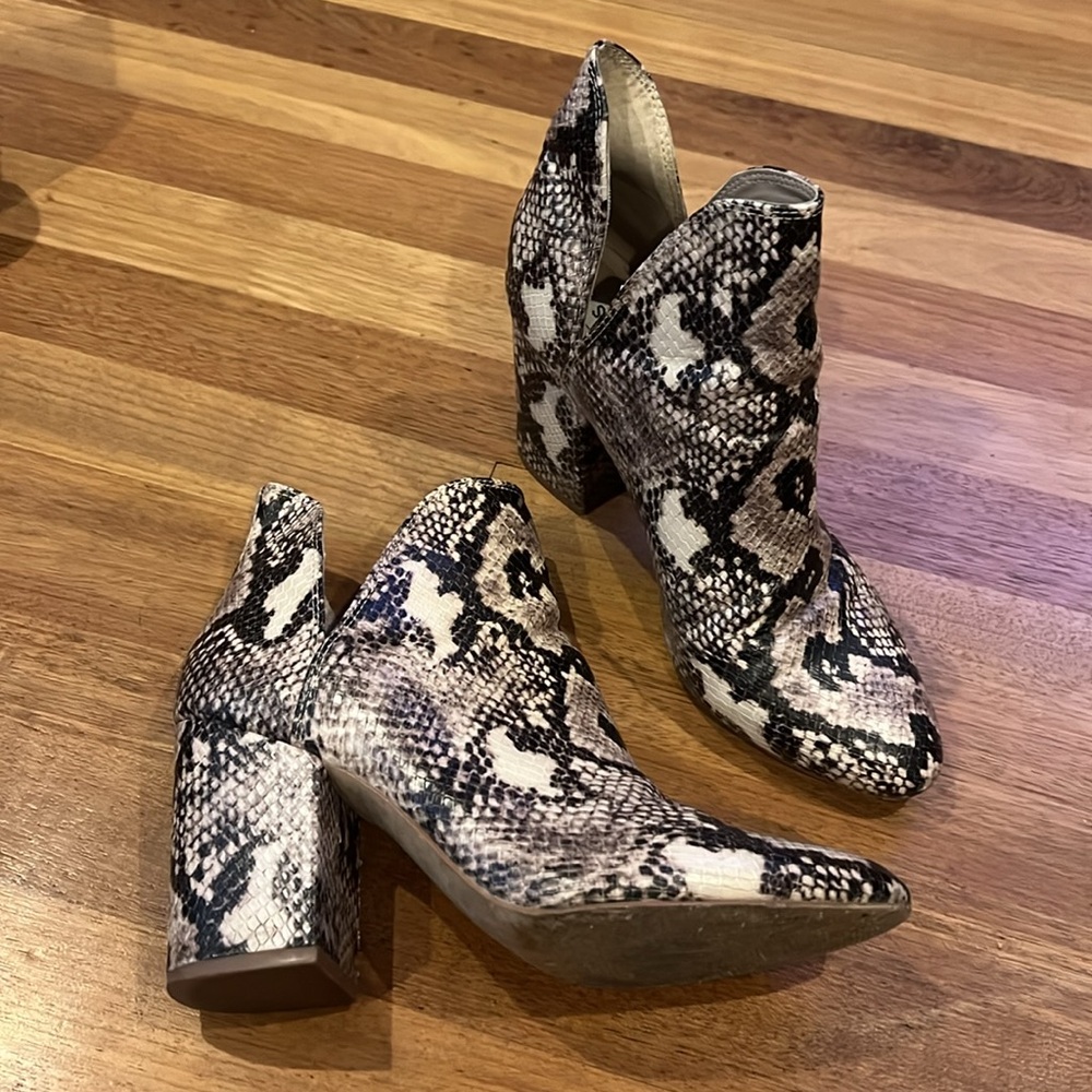 Snake Booties - Picture 2 of 3